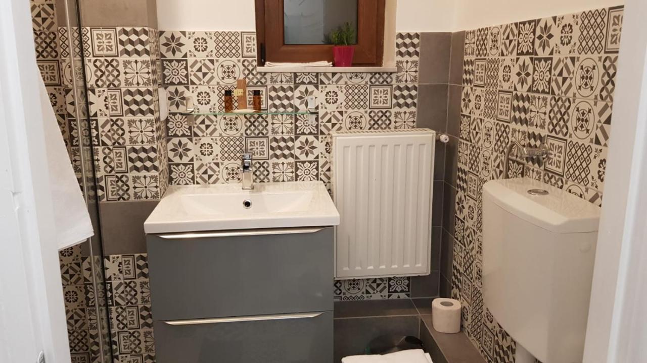 Casa Raia Hotell Braşov Exteriör bild